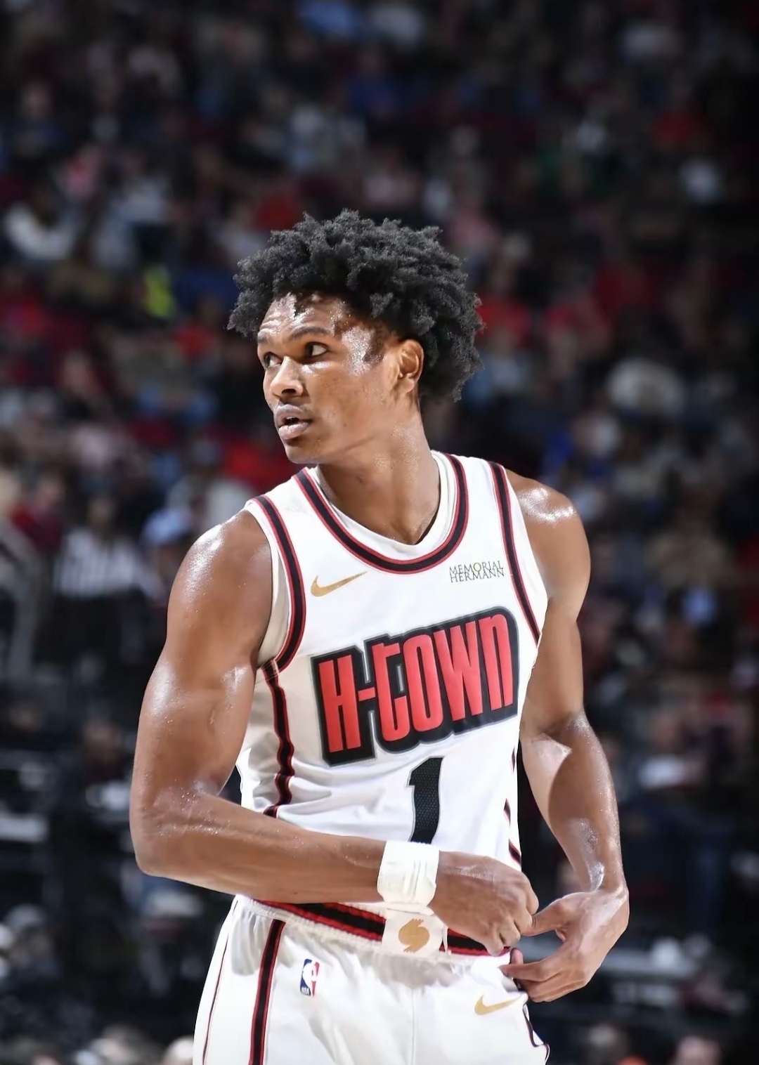 包含关键时刻休斯敦火箭备战德甲今晚摩纳哥完成体检——国王杯节点到来，集结日克里夫兰骑士队长鼓劲直接炸裂的词条