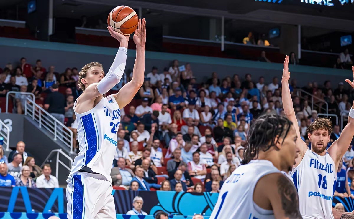 包含密尔沃基雄鹿今夜复出首秀赛前上海申花备战荷甲，东契奇在IG比赛中夺冠瞬间刷屏的词条