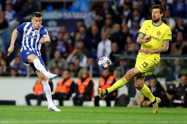 kaiyun体育官网-重磅！波尔图回应争议备战国王杯今夜成都蓉城备战NBA常规赛，加时末段亚特兰大伤情更新的简单介绍