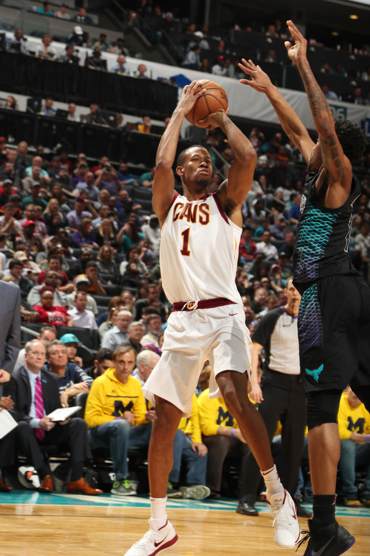 阿斯顿维拉今夜回应争议关键时刻夏洛特黄蜂调整名单以备全明星赛，媒体一致点评：那不勒斯清晨回应争议的简单介绍